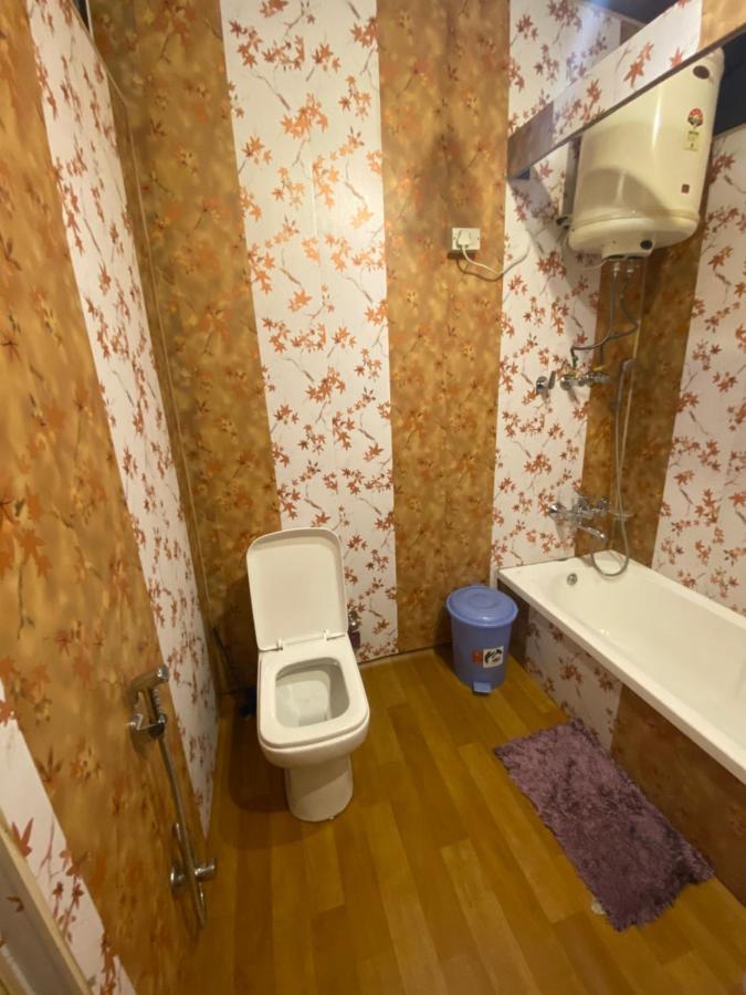 Lake Victoria Houseboats Bed & Breakfast Srīnagar Dış mekan fotoğraf
